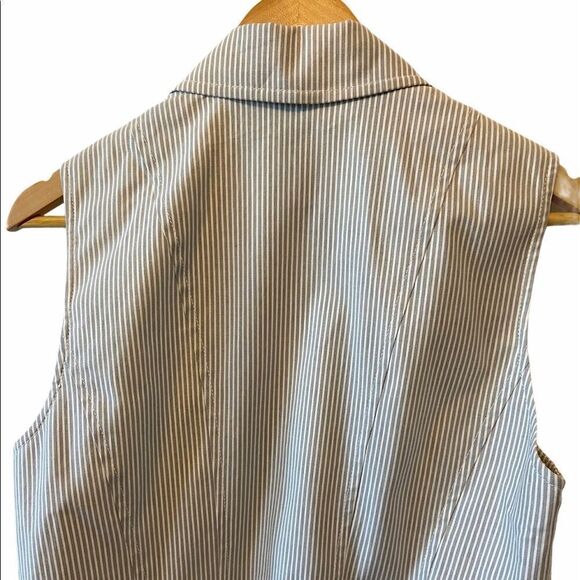 NWOT BIANCA Grey Pinstripe Sleeveless Vest 10 - Picture 3 of 8